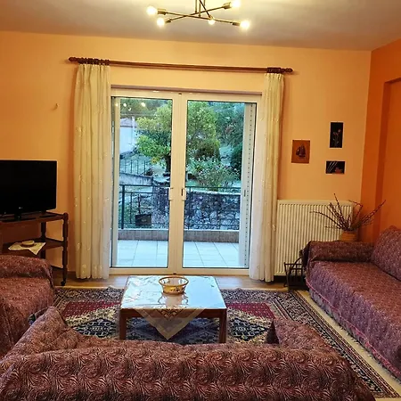 Το Αλώνι Apartment Vlacherna Exterior photo